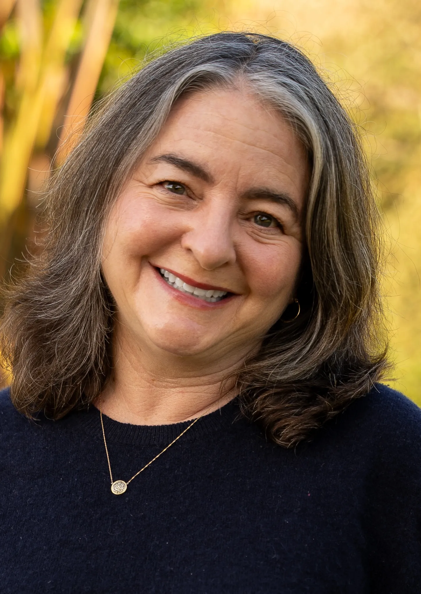 Beth's headshot